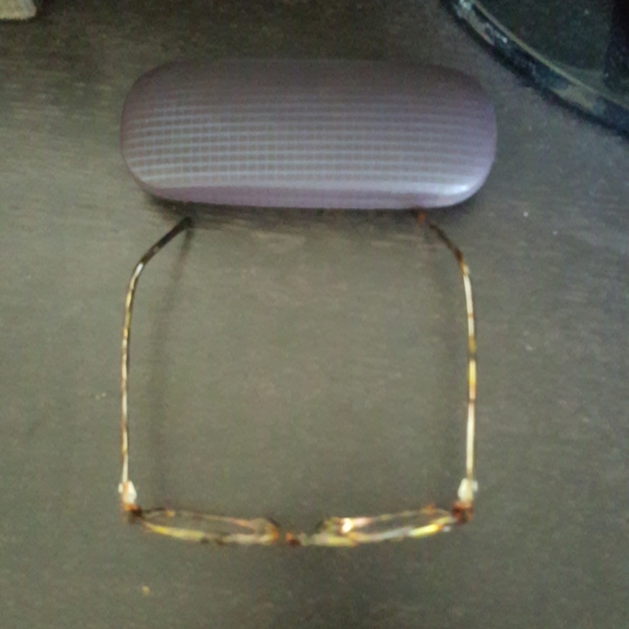 CHANEL eyeglasses/frame - Picture 2 of 8